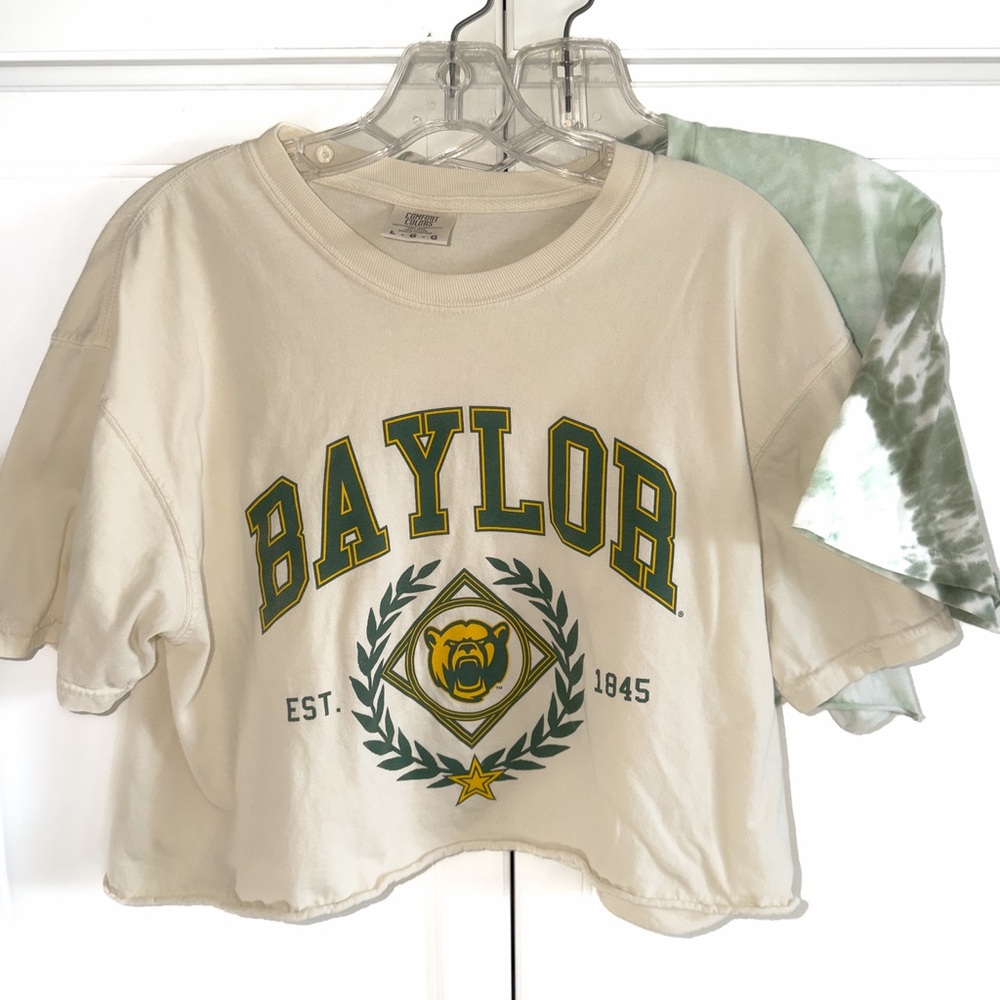 Baylor Set (2) Cropped Tees Tie-Dye Green Spiral & Tan Women's Casual Crop Top